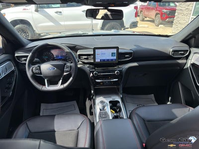 2023 Ford Explorer ST-Line