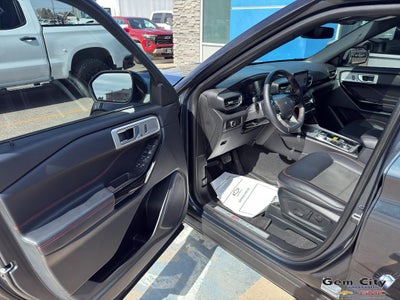 2023 Ford Explorer ST-Line