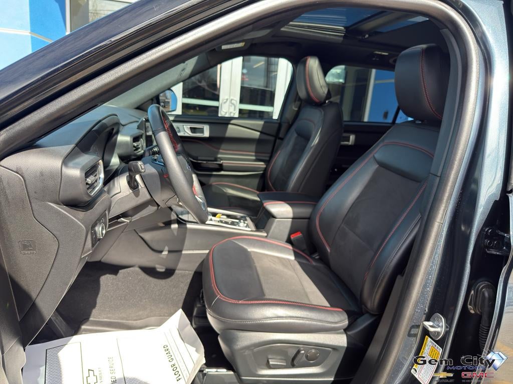 2023 Ford Explorer ST-Line
