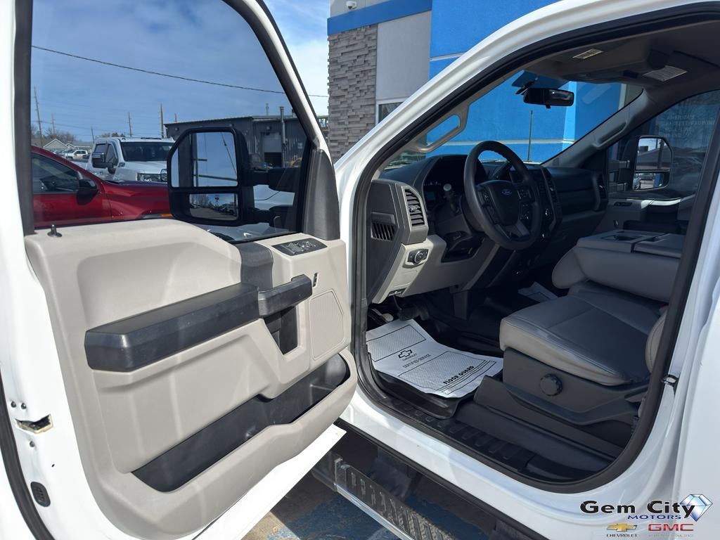 2017 Ford Super Duty F-350 SRW Platinum