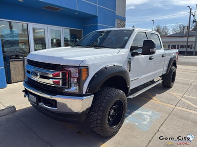 2017 Ford Super Duty F-350 SRW Platinum