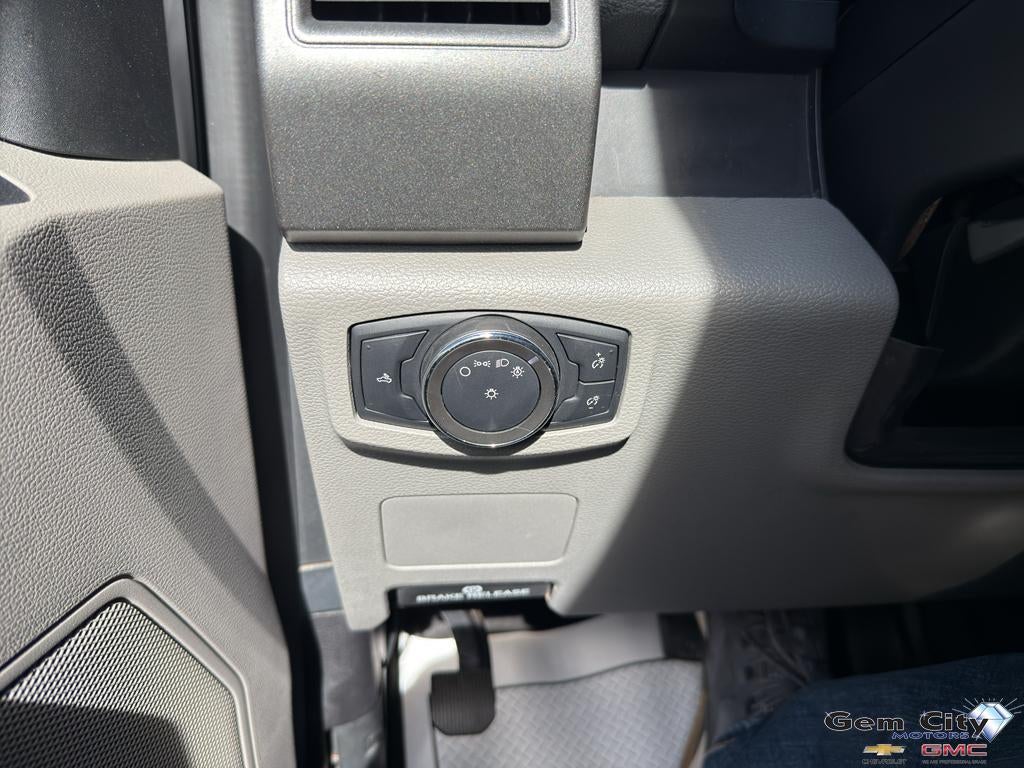 2017 Ford Super Duty F-350 SRW Platinum