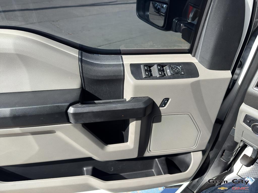 2017 Ford Super Duty F-350 SRW Platinum