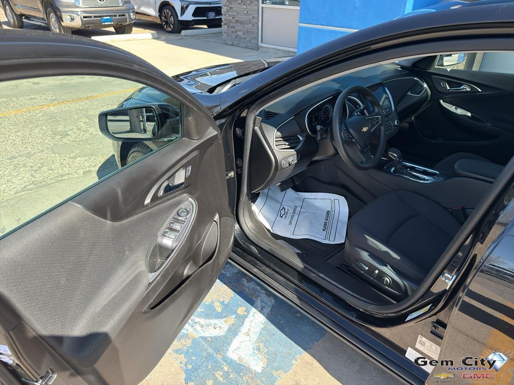 2025 Chevrolet Malibu 1LT