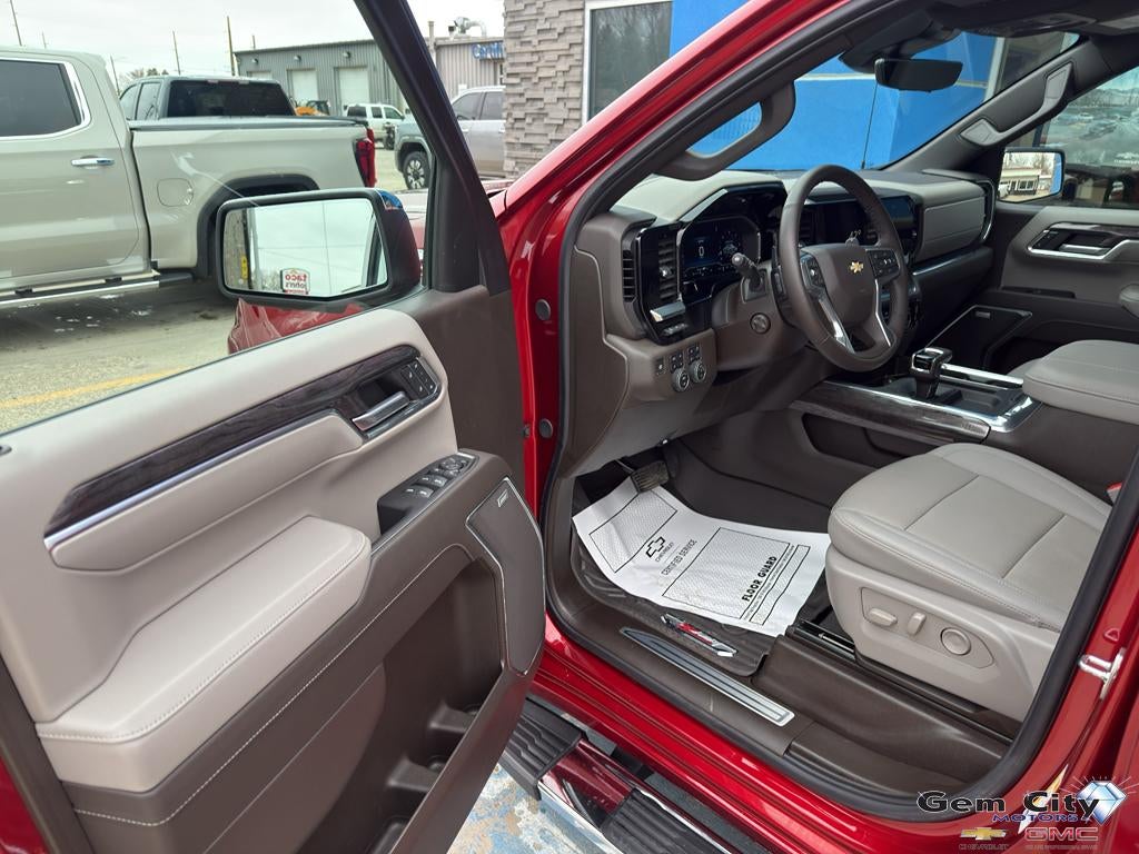 2024 Chevrolet Silverado 1500 LTZ