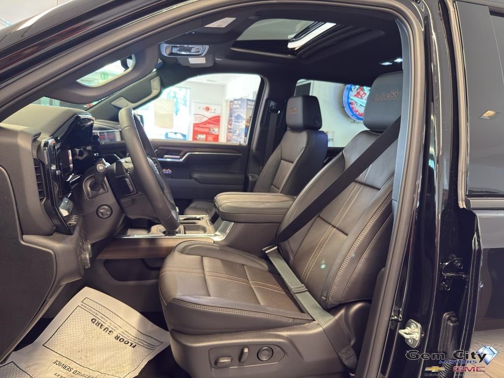 2025 Chevrolet Silverado 1500 High Country