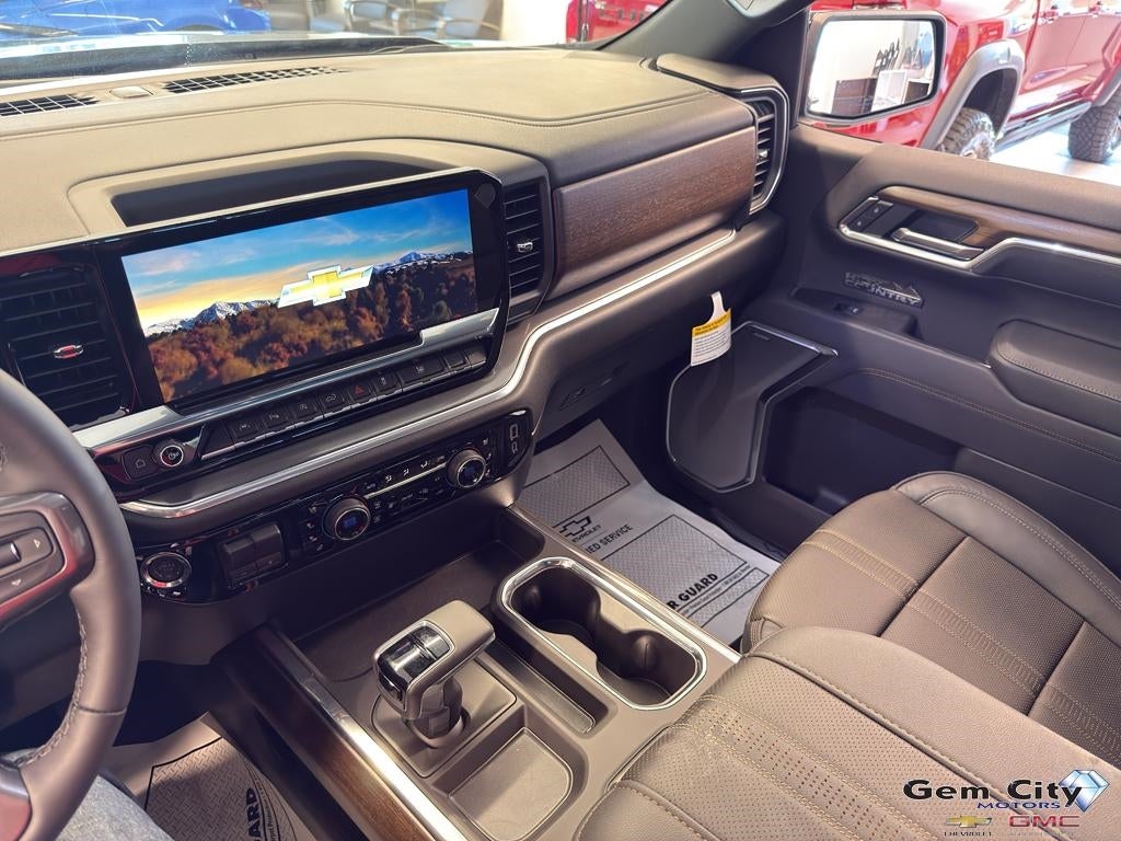 2025 Chevrolet Silverado 1500 High Country