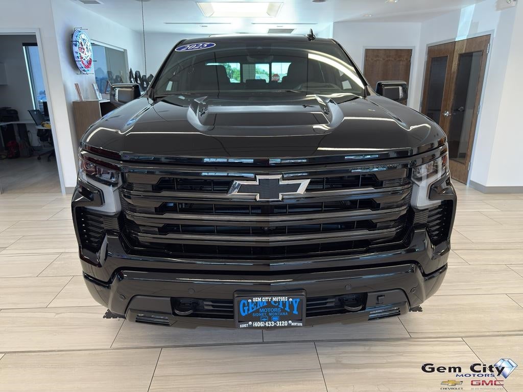 2025 Chevrolet Silverado 1500 High Country