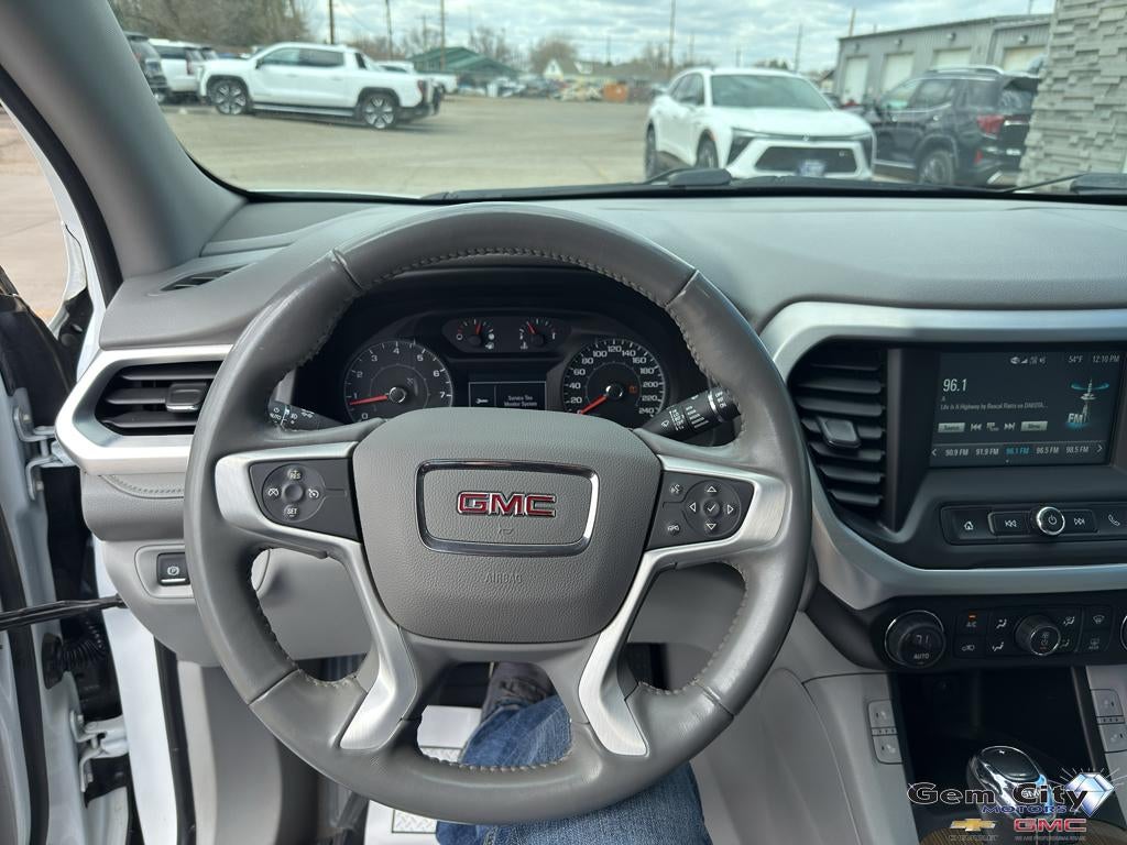 2018 GMC Acadia SLE