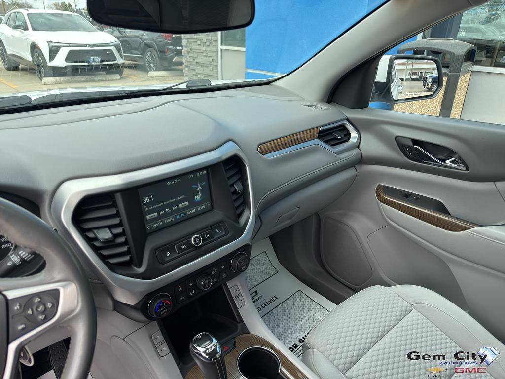 2018 GMC Acadia SLE