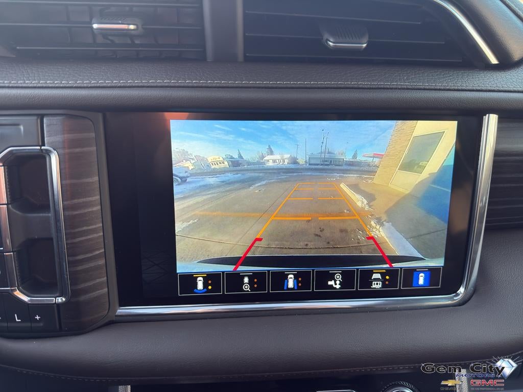 2023 GMC Yukon XL Denali