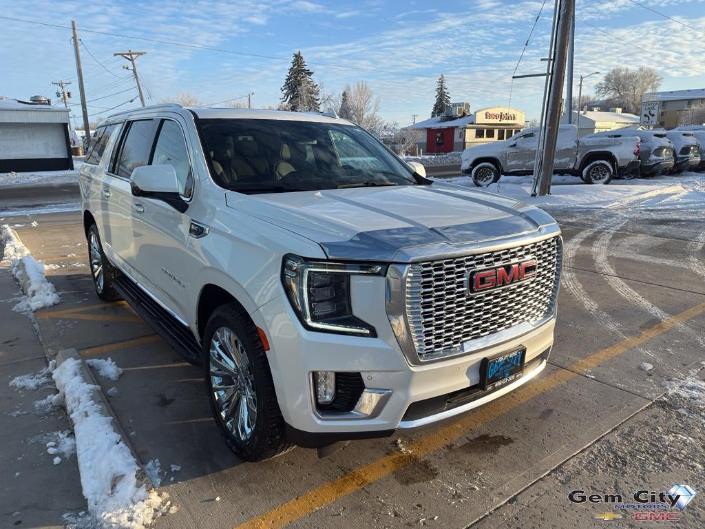 2023 GMC Yukon XL Denali