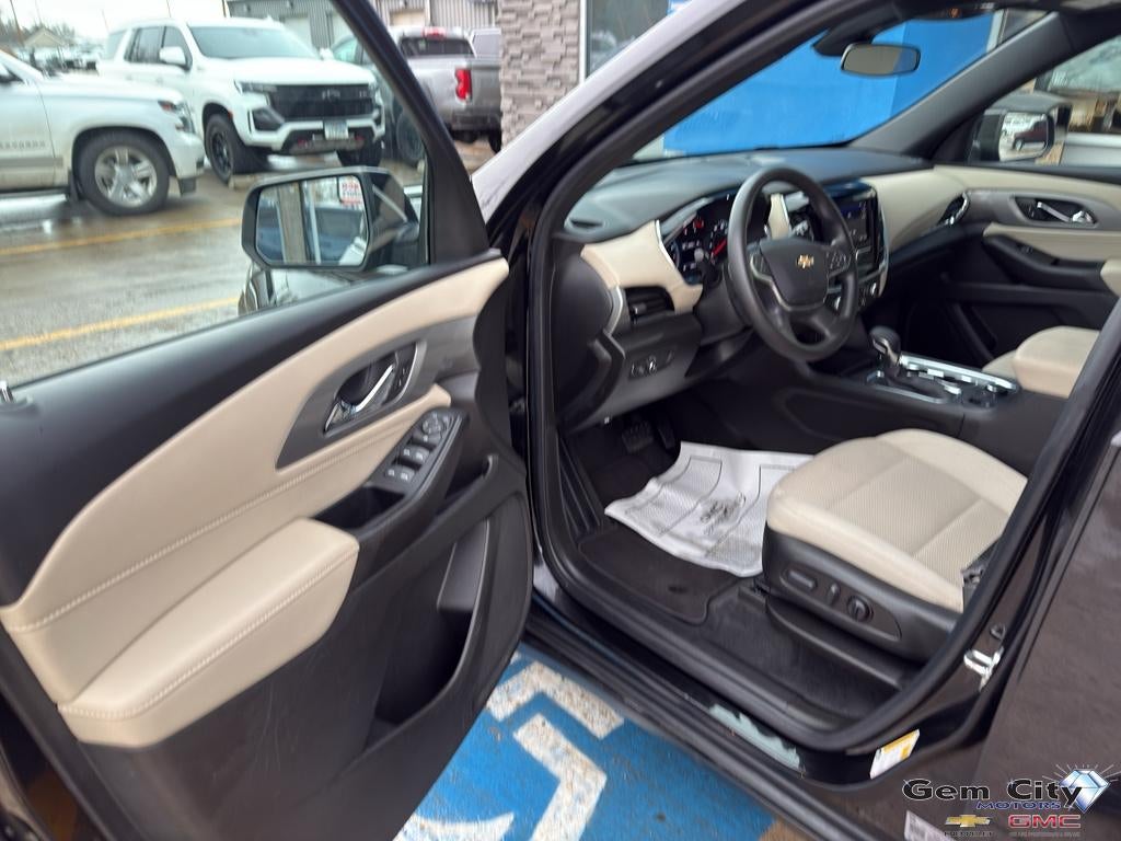 2023 Chevrolet Traverse 1FL