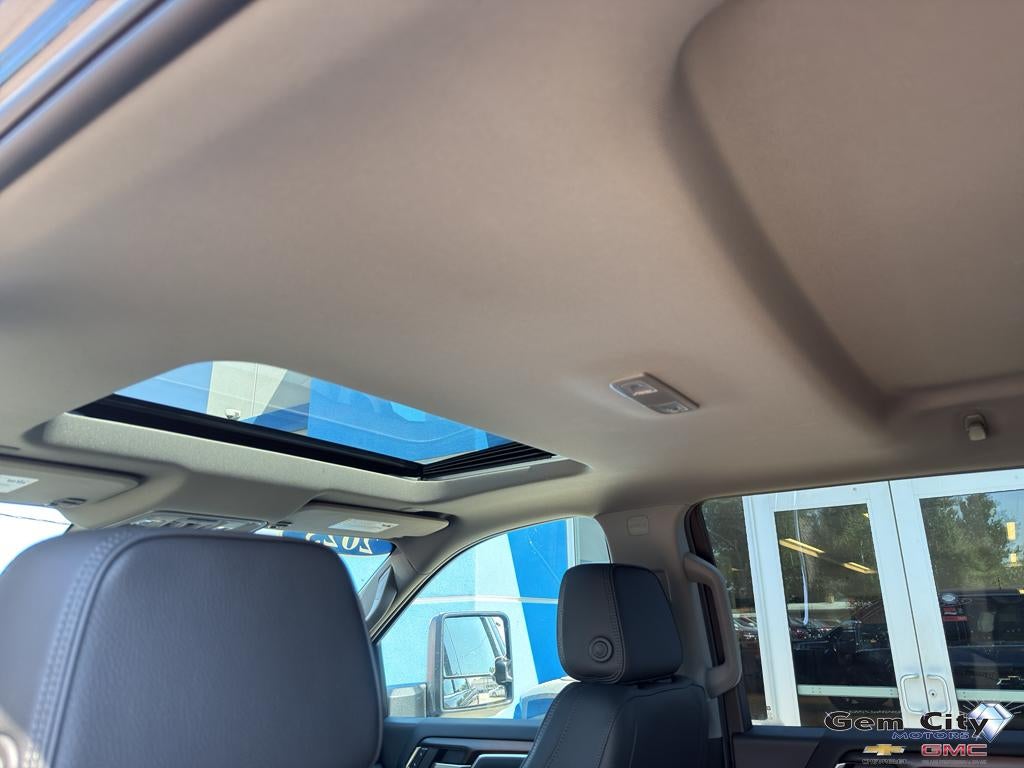 2025 GMC Sierra 2500 HD Denali