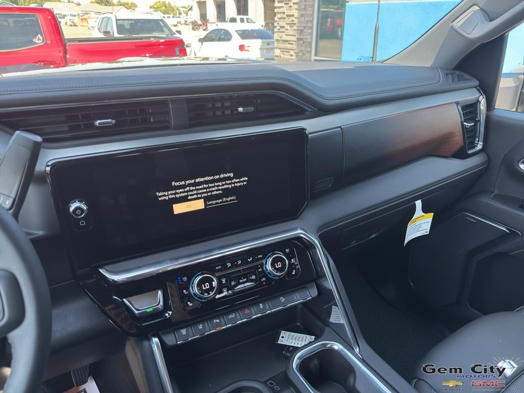 2025 GMC Sierra 2500 HD Denali