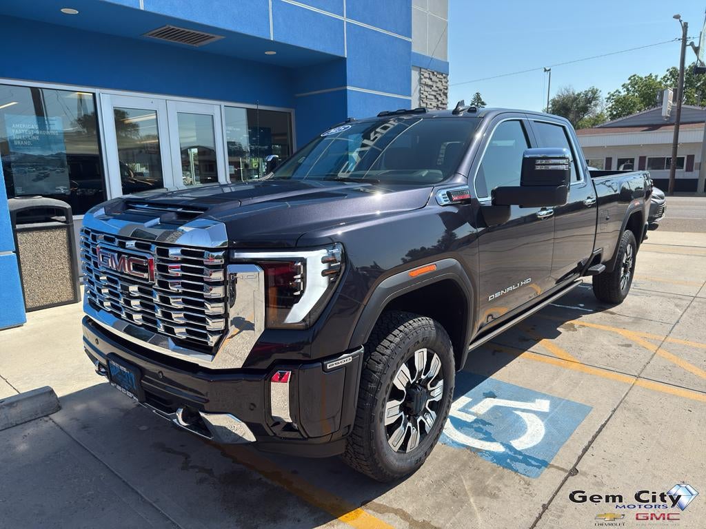 2025 GMC Sierra 2500 HD Denali