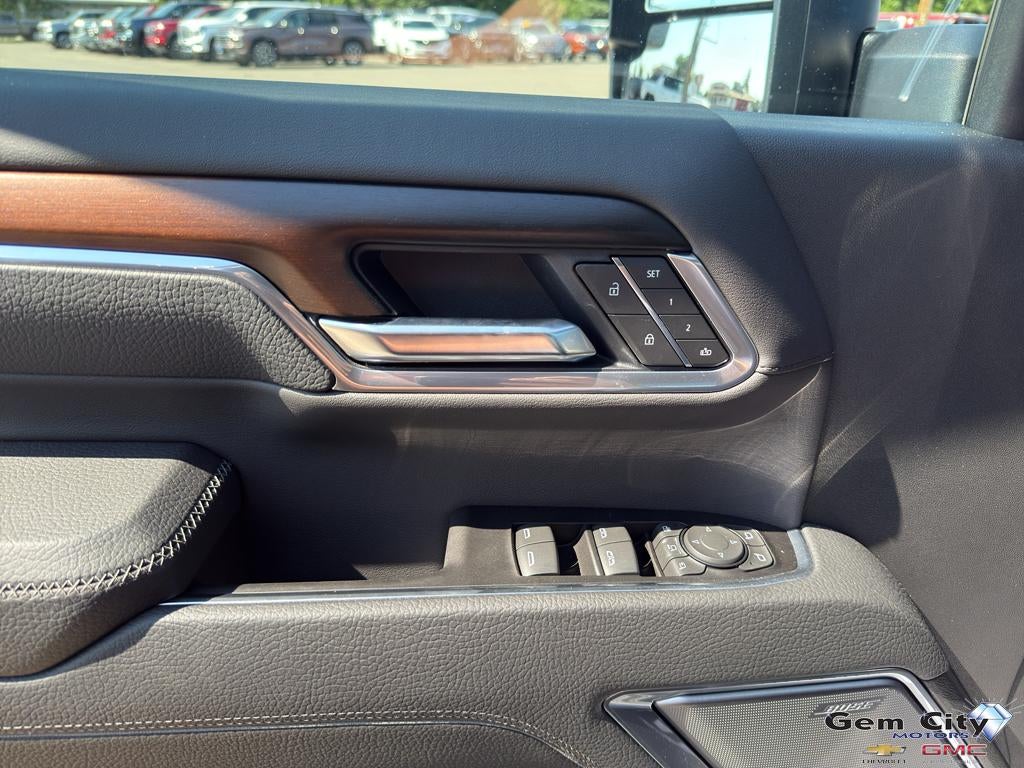 2025 GMC Sierra 2500 HD Denali