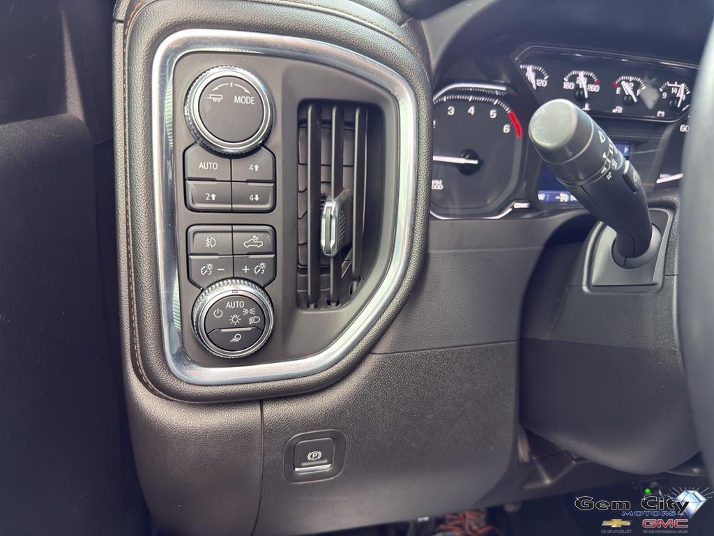 2021 GMC Sierra 1500 AT4