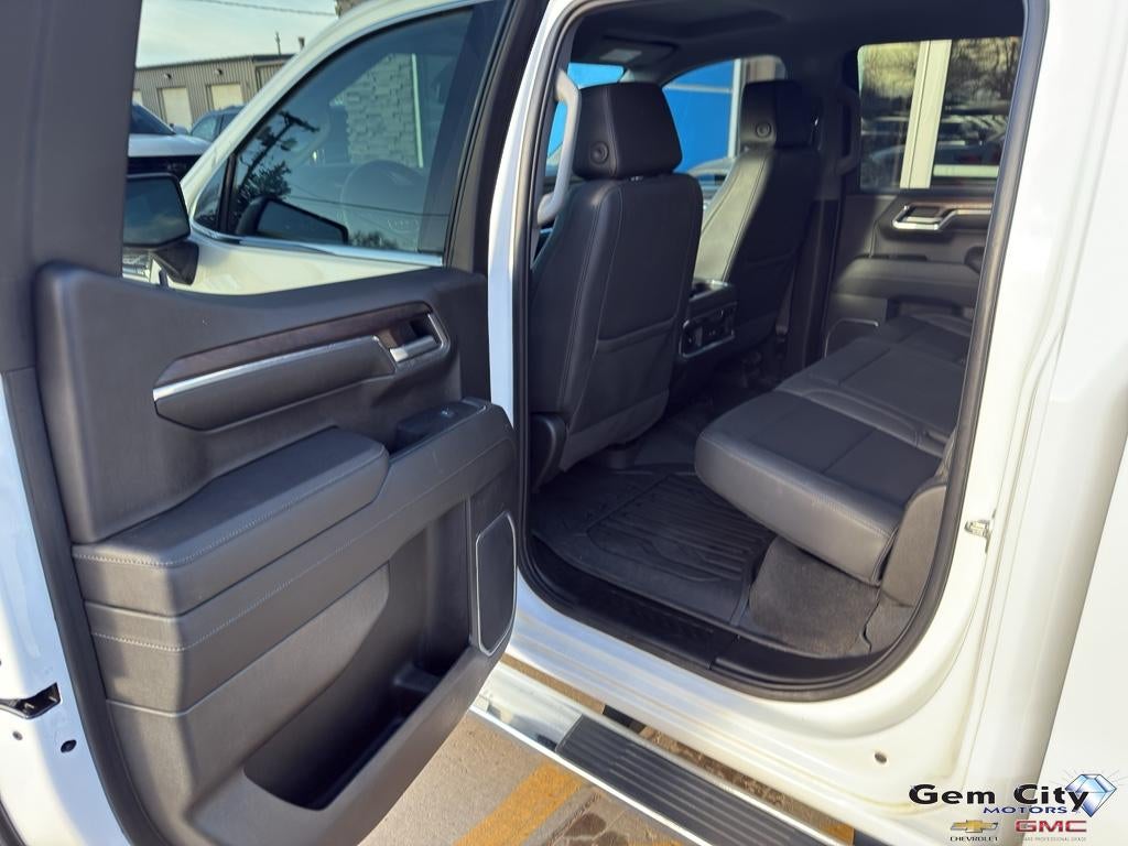 2023 GMC Sierra 1500 SLT