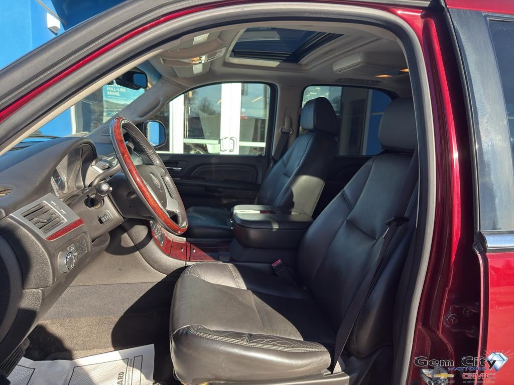 2009 Cadillac Escalade Base