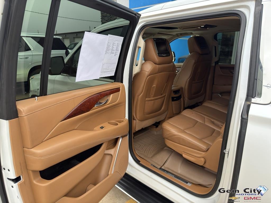 2016 Cadillac Escalade ESV Platinum