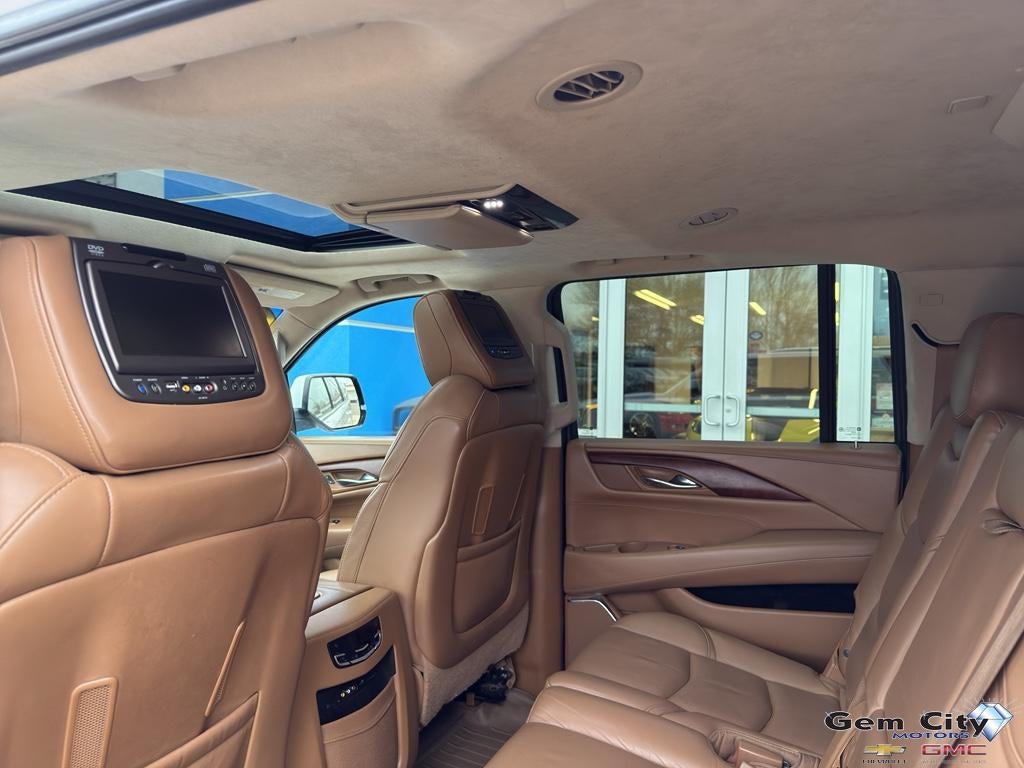 2016 Cadillac Escalade ESV Platinum