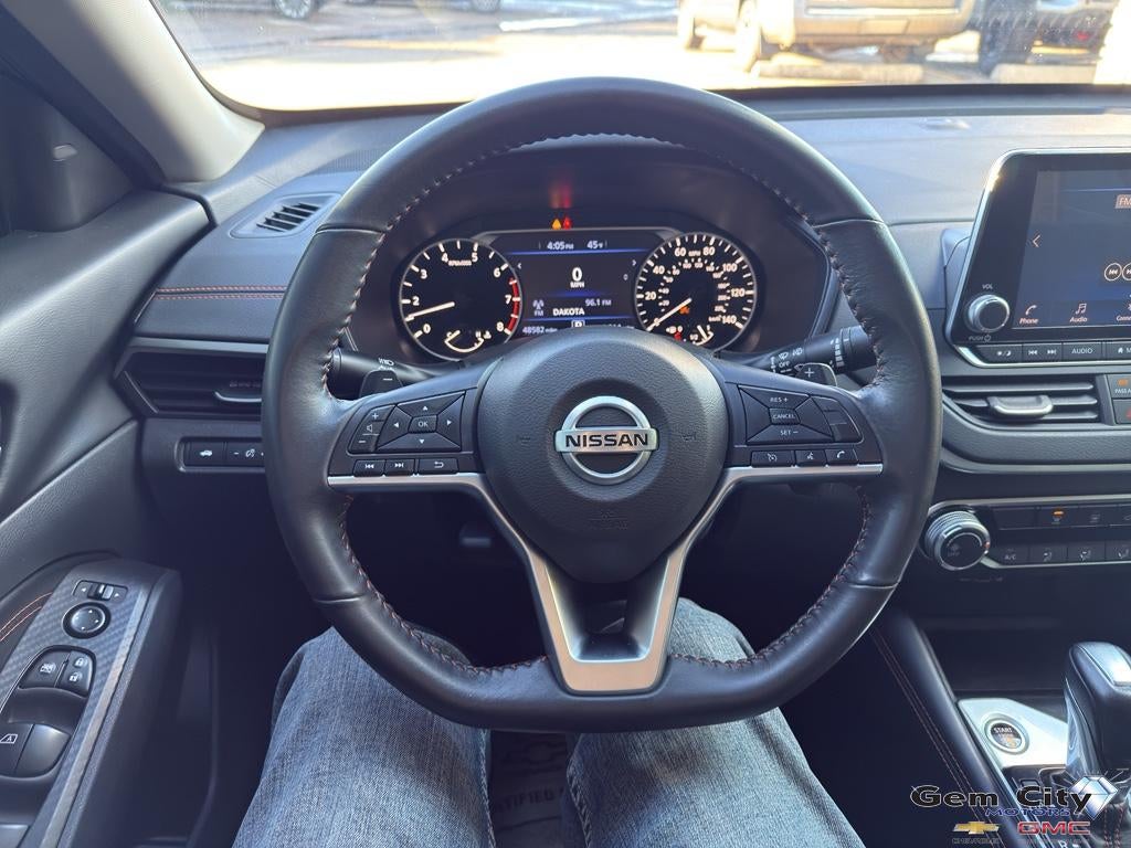 2022 Nissan Altima 2.5 SR