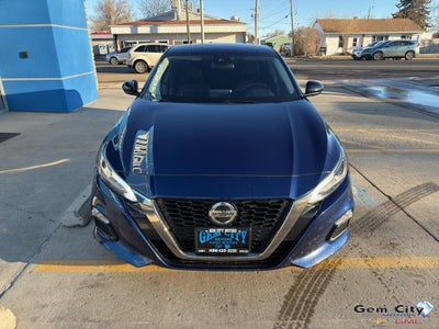 2022 Nissan Altima 2.5 SR