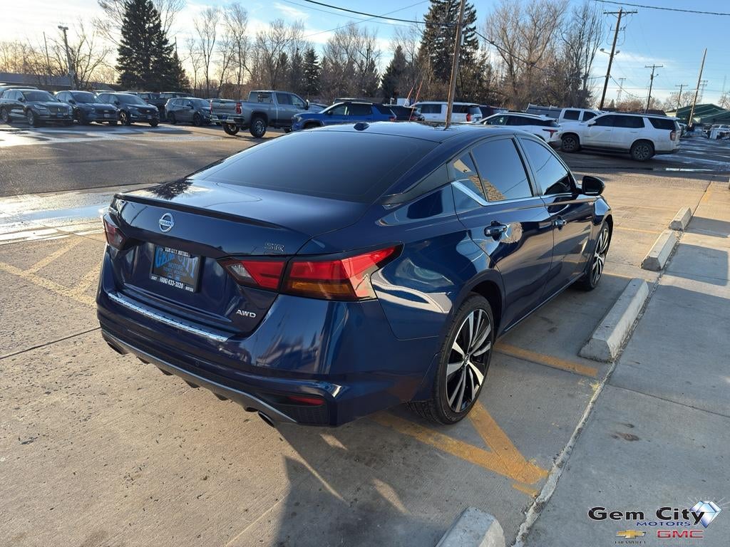 2022 Nissan Altima 2.5 SR