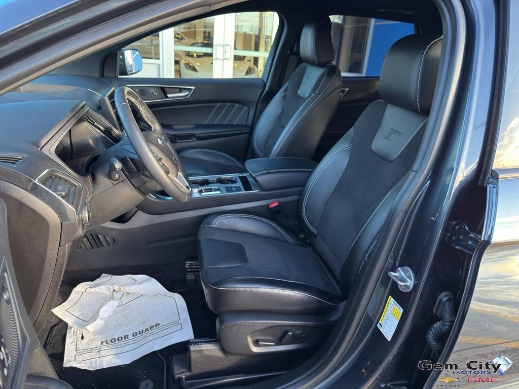 2023 Ford Edge ST