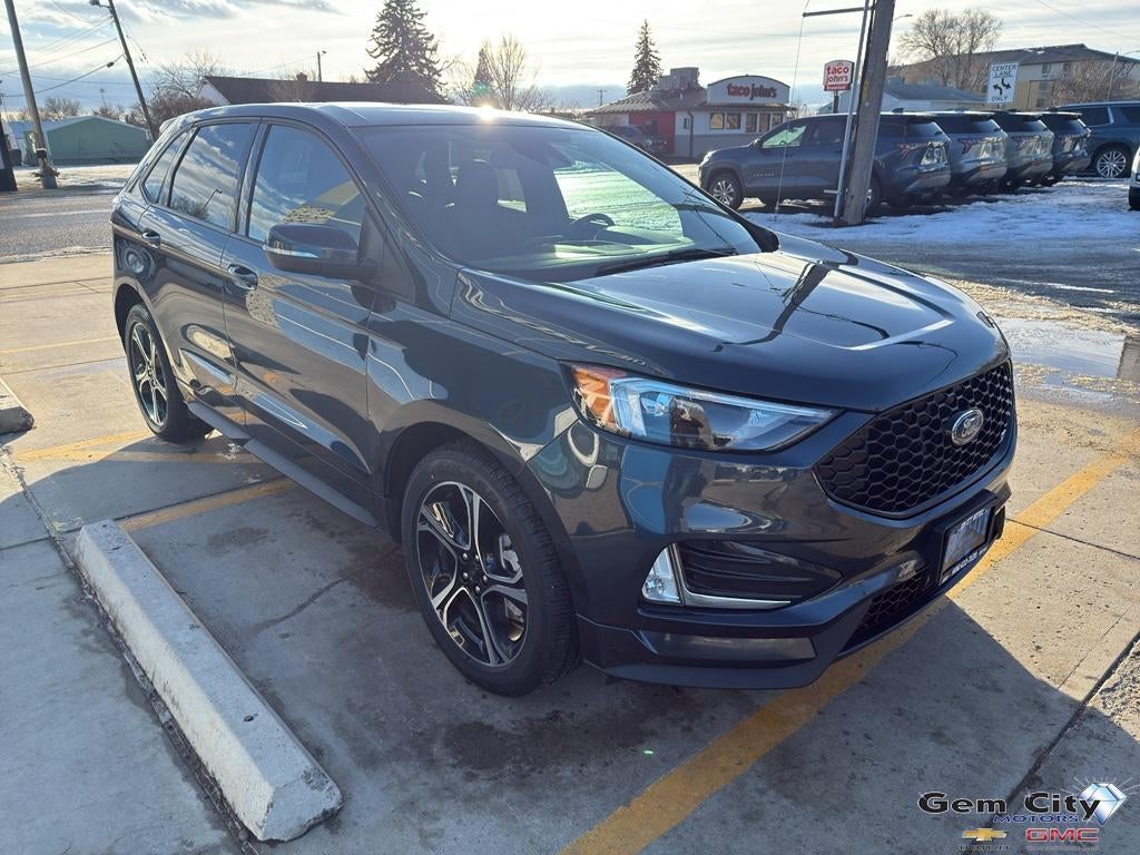 2023 Ford Edge ST