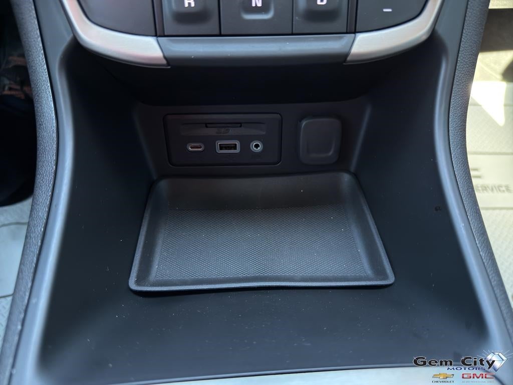 2023 GMC Terrain Denali