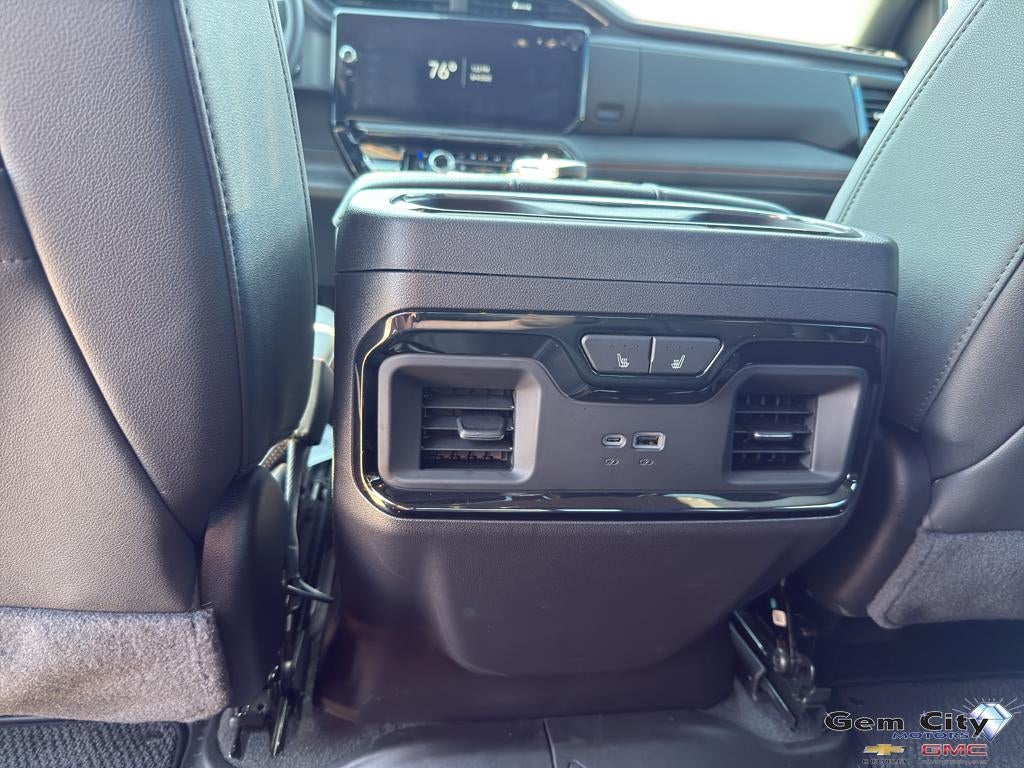 2024 GMC Sierra 1500 AT4