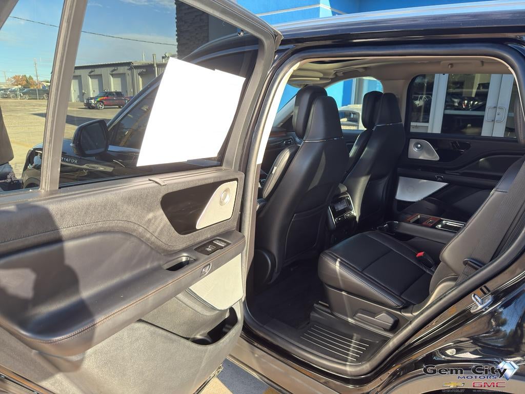 2022 Lincoln Aviator Reserve