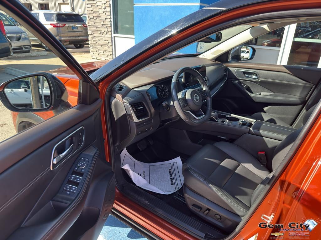 2021 Nissan Rogue SL