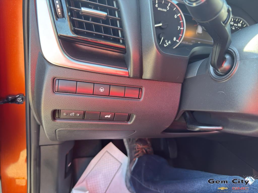 2021 Nissan Rogue SL