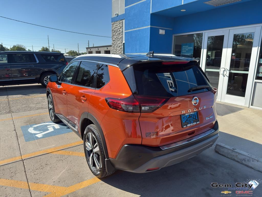 2021 Nissan Rogue SL