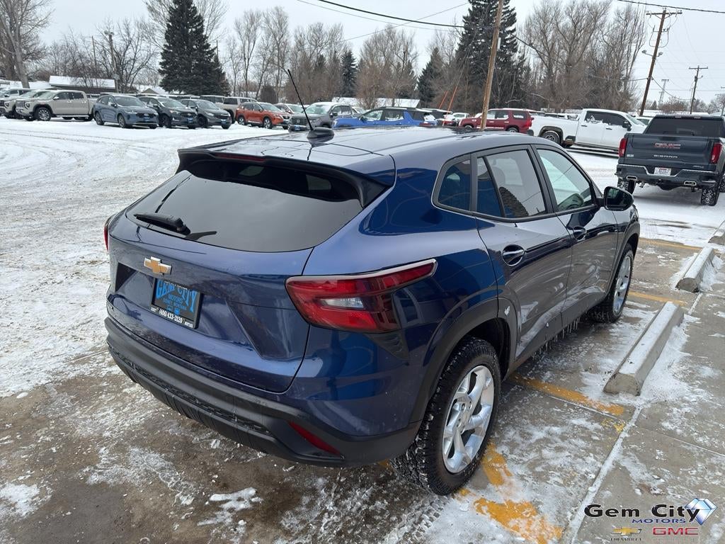 2024 Chevrolet Trax LS