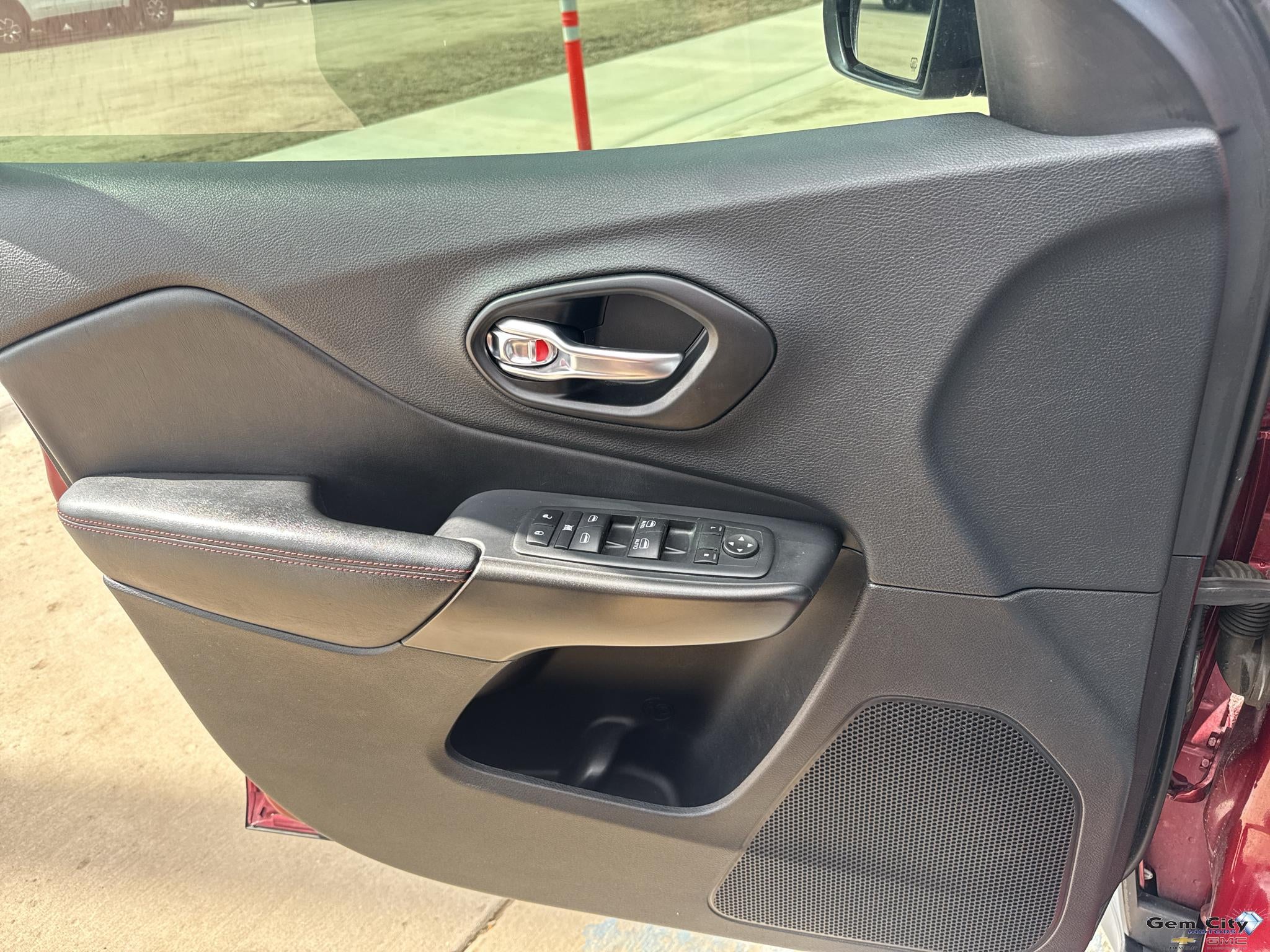 2021 Jeep Cherokee Trailhawk