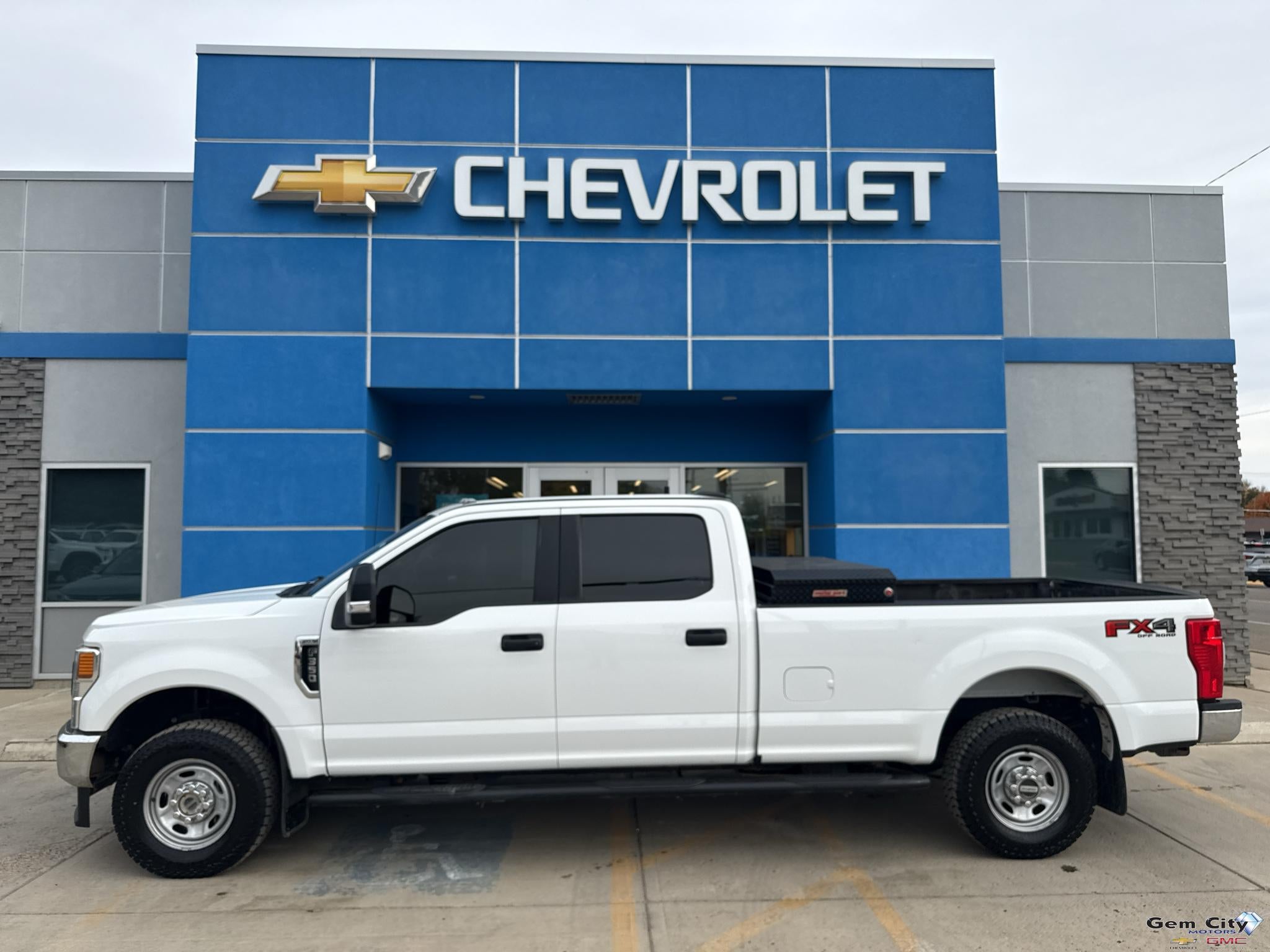 2022 Ford Super Duty F-350 SRW XL