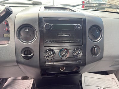 2005 Ford F-150 XL
