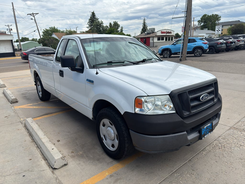 2005 Ford F-150 XL