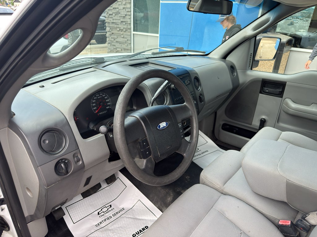 2005 Ford F-150 XL