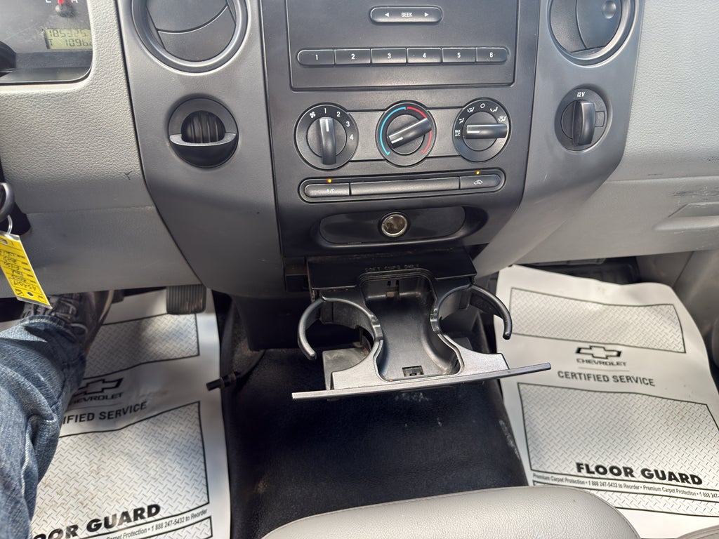 2005 Ford F-150 XL