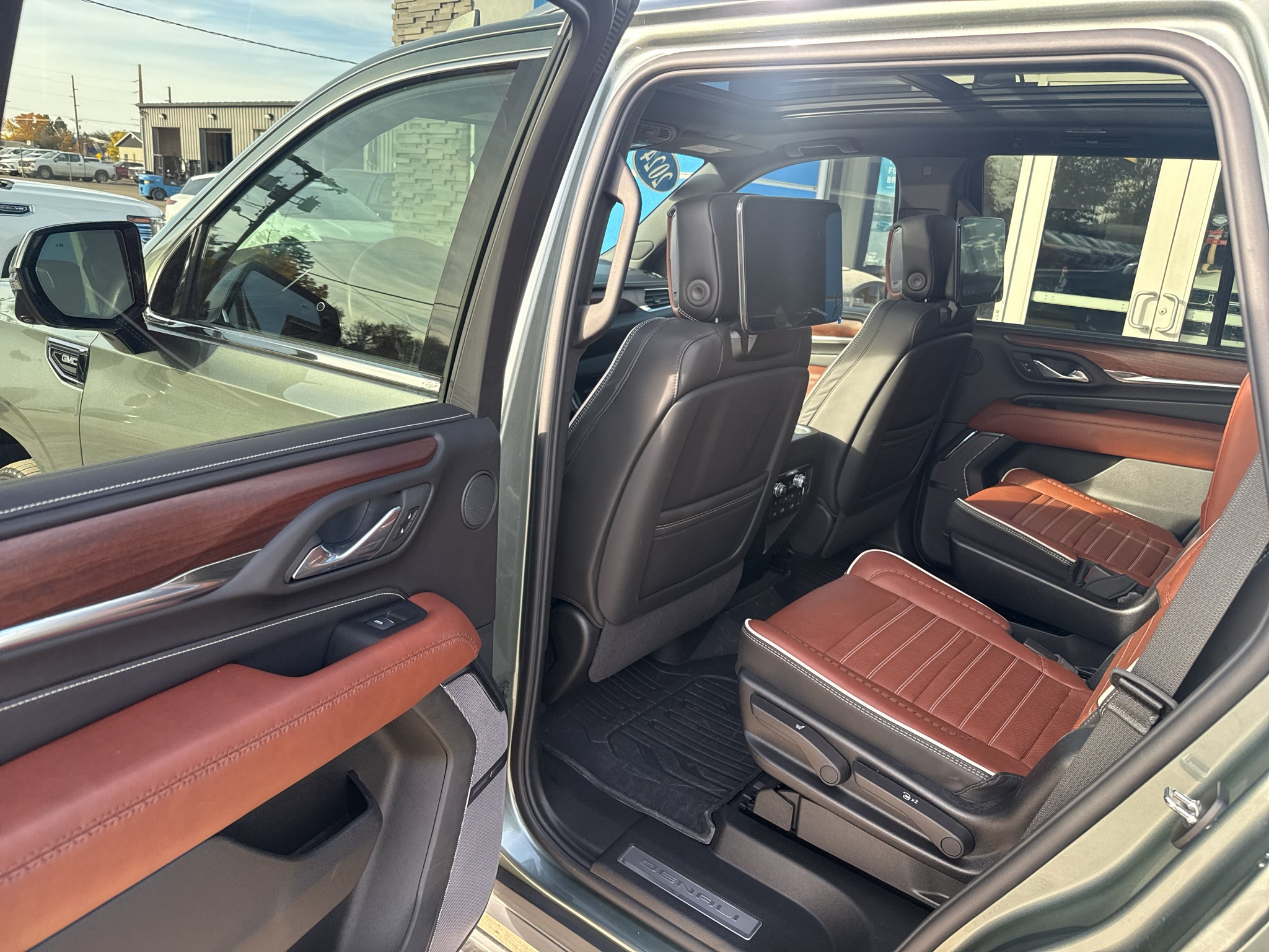 2024 GMC Yukon Denali Ultimate