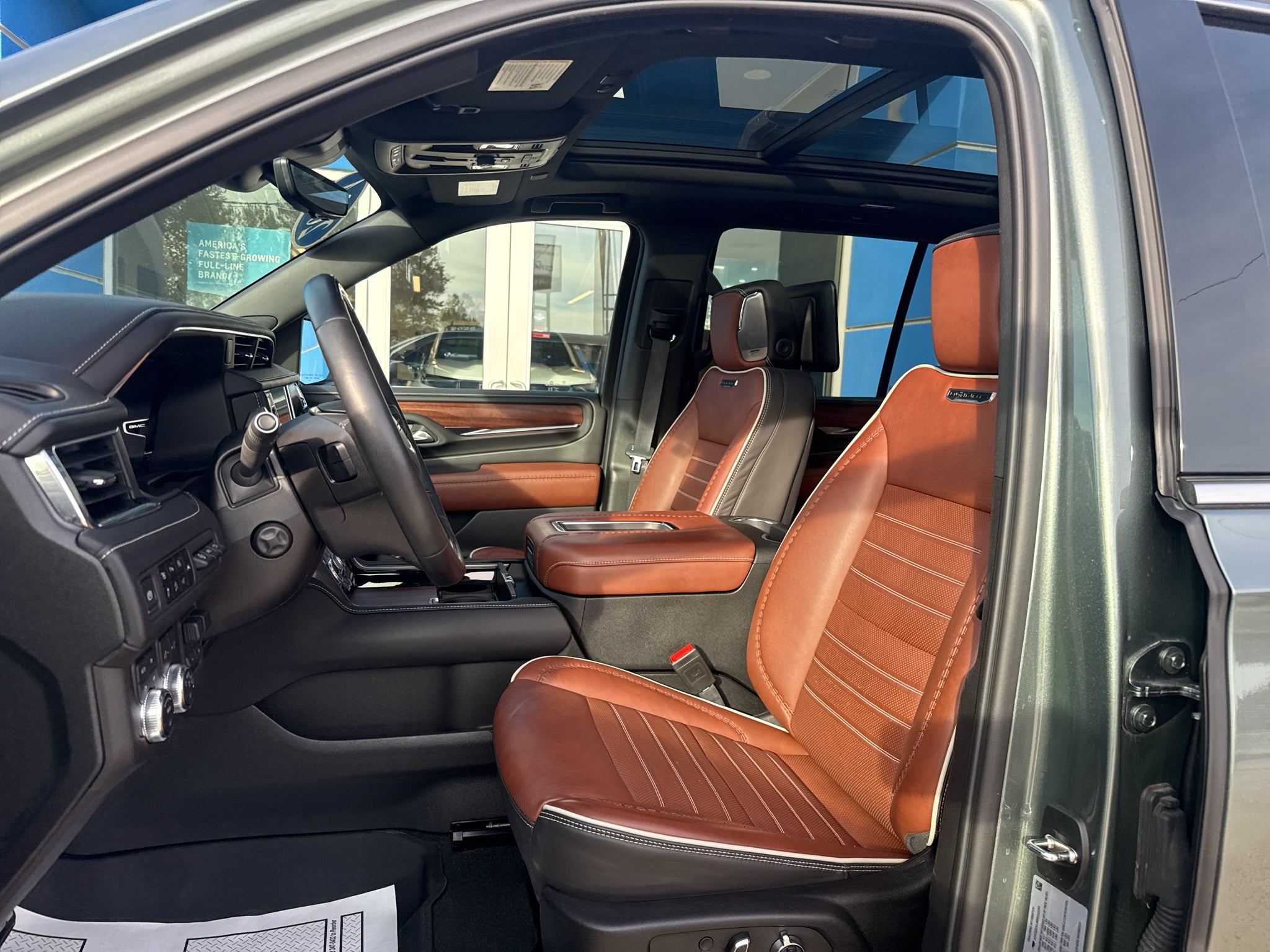 2024 GMC Yukon Denali Ultimate