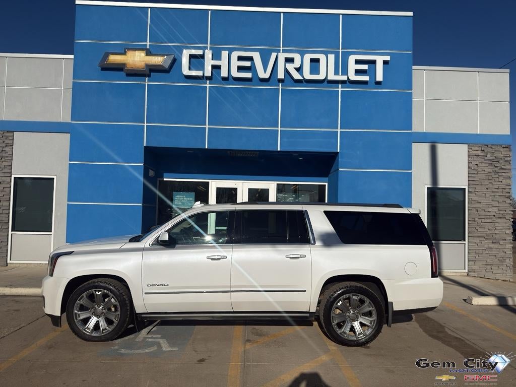 2018 GMC Yukon Denali AWD's photo
