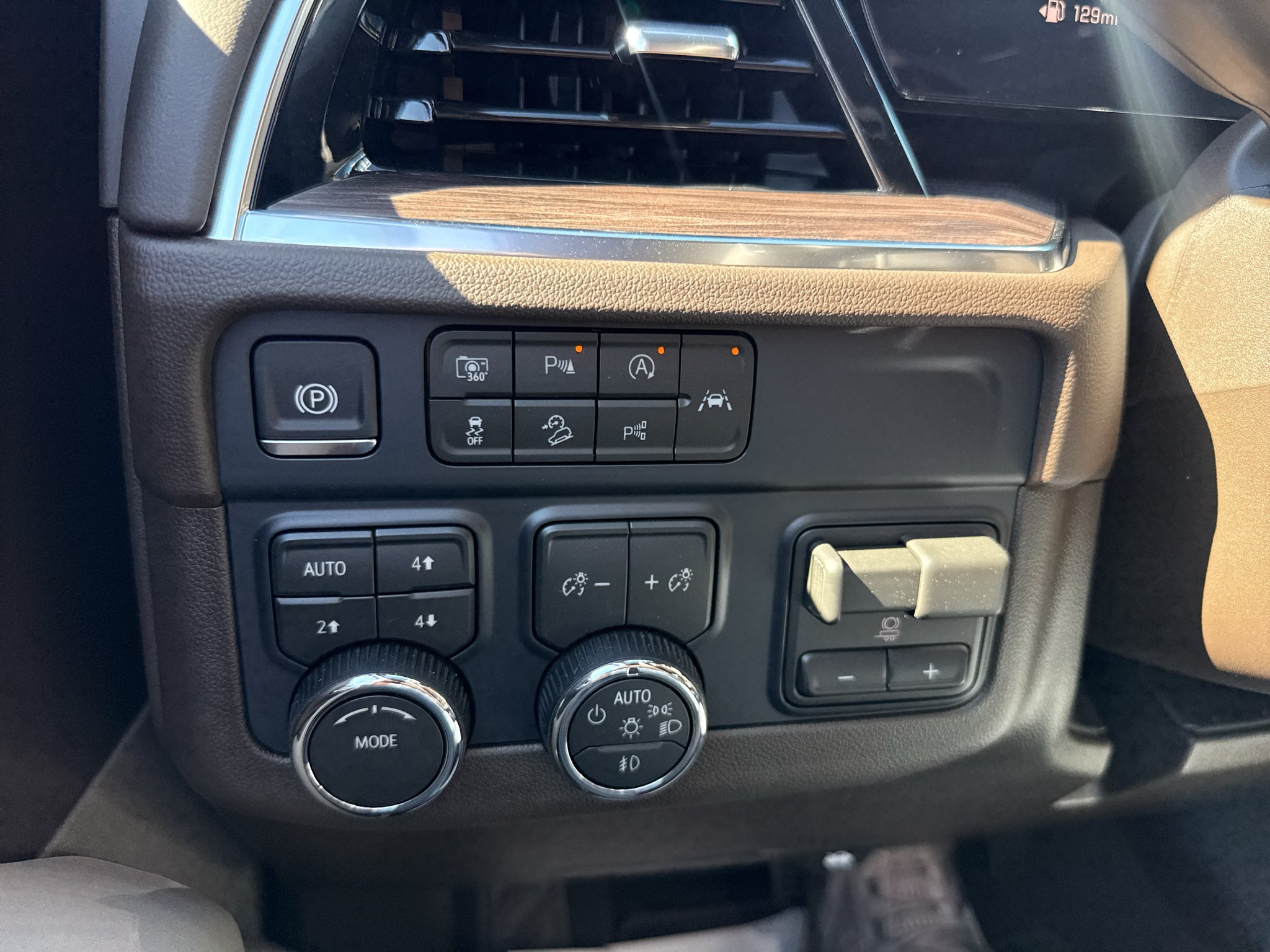 2026 Chevrolet Tahoe LT - Photo 28