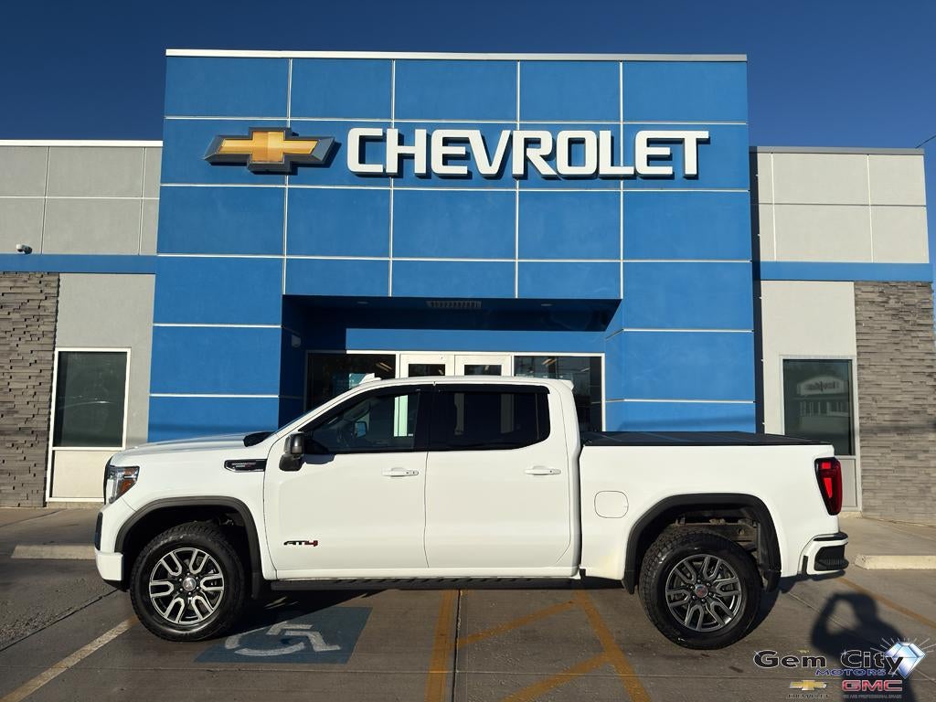 2021 GMC Sierra 4WD Crew Cab Short Box AT4's photo