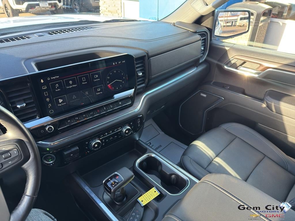 2023 GMC Sierra 1500 SLT